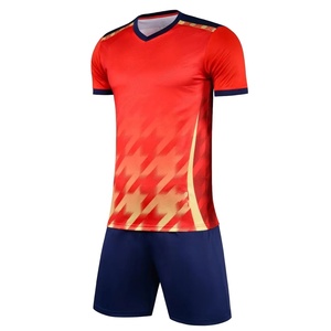 Vêtements de football unisexes pour adultes en gros, ensemble de football noir, logo personnalisé, impression numérique, jersey de haute qualité 100% polyester/coton - Product Image 4