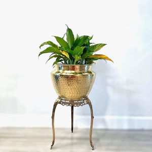 Grand pot décoratif en métal pour la décoration intérieure et extérieure, balcon, patio, maison. - Product Image 1