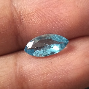 Aigue-marine naturelle bleu glacé de 1,45 carat, taille marquise facettée, translucide, pierre précieuse en vrac - Product Image 2