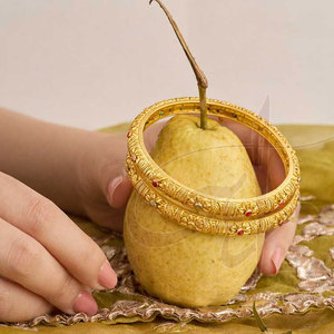 Unique Design <b>Solid</b> Color Fashion <b>Bangles</b> Wholesale Fashion <b>Bangles</b> Custom Made Fashion <b>Bangles</b> - Product Image 3