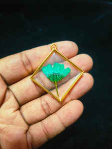 Collar con colgante de resina de flores secas de la mejor calidad, joyería de moda de estilo Vintage de orgón Floral de proveedor a granel - Product Image 3