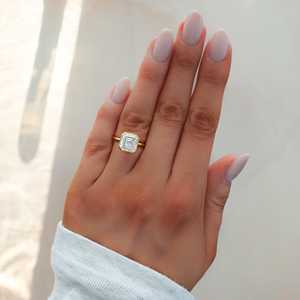 Anillos de compromiso de diamantes cultivados en laboratorio de 3 quilates y oro de 14K con corte Asscher, engaste de bisel, solitario, minimalista, anillos de boda, proveedor mayorista - Product Image 2