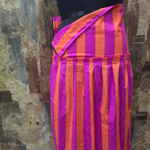 กระโปรงแม็กซี่สไตล์โบฮีเมียนหรูหรา ทำมือ ผ้าฝ้ายลายทางสีชมพูส้ม สำหรับฤดูร้อน มีซิปที่เอว เอวปกติสำหรับผู้หญิง - Product Image 1