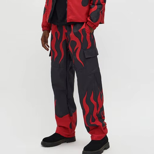 Pantalones Deportivos con Estampado de Llamas para Hombre, Color Rojo y Negro, Estilo Urbano, Pantalones Cargo, Fabricante de Pantalones para Hombre - Product Image 1