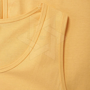 Débardeur Homme Raffiné Anti-Transpiration, Vêtement de Sport Personnalisé, Débardeur Signature Léger pour Homme, Tenue de Fitness - Product Image 5