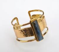 Bracelet jonc épais en laiton martelé, écologique, personnalisé, réglable, chic et imposant, pour femme, idéal pour mariage, fête ou événement festif, style vintage.