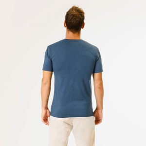 เสื้อยืดคอกลมแขนสั้นผู้ชาย สีน้ำเงิน ทรงปกติ ผ้าคอตตอนเจอร์ซีย์ สีพื้น มีจำหน่ายแล้วในราคาที่เหมาะสม - Product Image 3