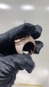 Bague Hip Hop en Moissanite Diamantée la Plus Vendue pour Hommes, avec un Éclat Brillant, Design de Luxe Tendance pour les Fêtes et les Mariages - Product Image 5