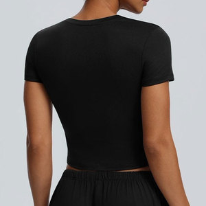 Nouveau T-shirt de sport moulant pour femme, coupe ajustée, anti-transpiration, idéal pour la course à pied, vente en gros à bas prix - Product Image 2