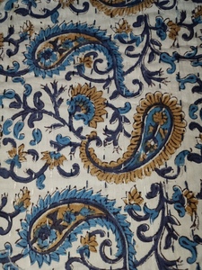 Couvre-lit imprimé floral et oiseaux, style bohème, moderne, toutes saisons, en denim patchwork, rembourrage en coton fait main, pour usage domestique - Product Image 3