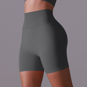 Shorts de Yoga de Cintura Alta Sin Costuras, Color Negro Sólido, Efecto Push-Up, Elásticos en Cuatro Direcciones, Spandex y Nailon, Ropa Deportiva para Gimnasio y Entrenamiento - Product Image 3