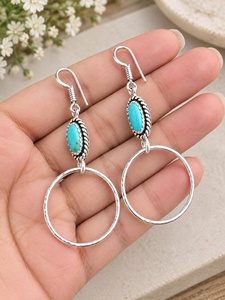 Pendientes Colgantes de Aro Circular de Plata de Ley 925 Hechos a Mano con Turquesa, Pendientes Colgantes Vintage con Gema Ovalada, Venta al por Mayor, Estilo Suroeste - Product Image 1