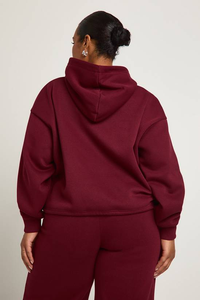 Sweat à capuche pour femme en molleton 100% coton, poids lourd, vente chaude, hiver, avec logo personnalisé en relief sur le devant, tailles et couleurs personnalisables - Product Image 5