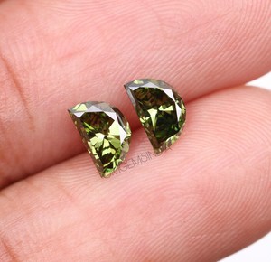 เพชรเขียว 3.0 กะรัต, เพชรทรงพระจันทร์เสี้ยวคู่, เพชรหลวมสีแฟนซีเพาะเลี้ยงในห้องปฏิบัติการสำหรับต่างหู, แหวนวันครบรอบ, แหวนแต่งงาน - Product Image 6