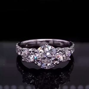Anillo de Compromiso de Diamantes Naturales de Corte Brillante para Mujer en Oro Blanco de 14K, Certificado G VS2, Corte Excelente, Estilo Clásico de Lujo, Regalo - Product Image 1