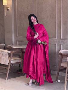 Ensemble Kurta et Palazzo pour femme, rose magenta, avec bordure en dentelle, et dupatta, longueur ras du sol, style Salwar indien modeste - Product Image 1