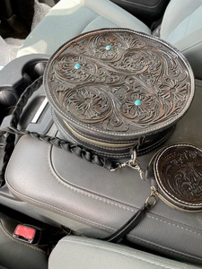 Bolsos combinados de lujo para mujer de cuero genuino negro gitano 2023 con diseño floral y en forma de sillín a mano, bolsos listos para stock - Product Image 2