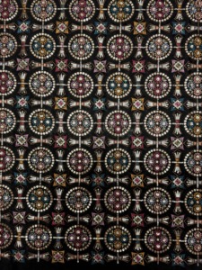 Tela de terciopelo negro con bordado circular de mandala y lentejuelas, material base para chaqueta de mujer, lehenga nupcial, abaya, caftán. - Product Image 6