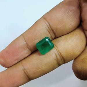 Émeraude octogonale verte de 5,28 carats provenant de Zambie, pierre précieuse brute ETSG-334 - Product Image 1