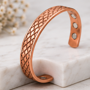 Rustic Vintage Diamond Lattice Magnetic Pure Copper Band Bracelet Fashionable Metal Jewelry Exquisite Embossed Design - Product Image 1