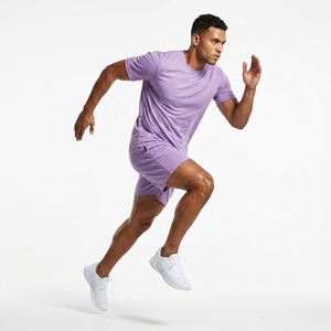 Vêtements de sport personnalisés en gros avec logo OEM, respirants, 100% polyester, col rond, manches courtes, poches, taille élastique, pour hommes et femmes - Product Image 5