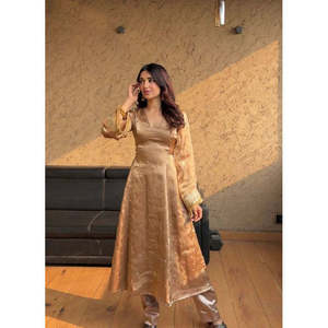 Hermoso conjunto de traje de fiesta para mujer con parte superior inferior y ropa elegante Dupatta - Product Image 3