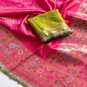 Sari de Seda Paithani VASTRA COTTAGE con Jacquard Zari, Borde Meenakari, Pallu Rico y Blusa Bordada, Teñido a Mano, Diseño Exclusivo - Product Image 2