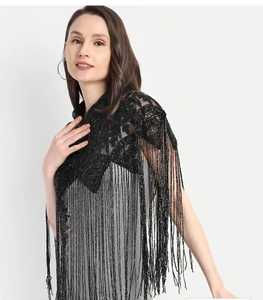 Cape de luxe noire à franges perlées pour mariage féminin - Veste enveloppante en polyester faite à la main avec détails à franges - Product Image 2