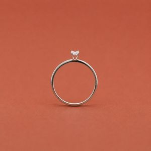 Anillo solitario clásico de plata de ley 925 para aniversario de boda para mujer - Product Image 4