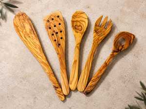 Juego de 6 cubiertos de madera de olivo – 2 tenedores, 2 cucharas, 2 cuchillos – Hechos a mano, aprox. 20 cm, Cubiertos sostenibles, Accesorio de cocina - Product Image 1