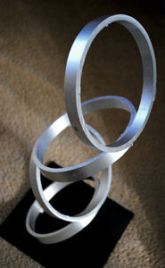 Escultura Metálica Abstracta Moderna de Acero Inoxidable, Anillo Geométrico, Estatua de Lujo para Decoración de Mesa de Hotel, Oficina u Hogar - Product Image 4