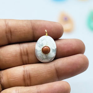 Colgante de Cabujón Ovalado de Cornalina con Doble Piedra de Amatista Chapado en Oro de 18k - Product Image 3