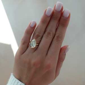 Bague de fiançailles IGI 4 carats, diamant de laboratoire taille poire, or massif 14K 18K, sertie clos, solitaire, cadeau de mariage ou d'anniversaire, joaillerie fine - Product Image 2