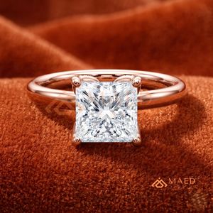 แหวนหมั้นทรงเจ้าหญิงประดับเพชรเม็ดเดี่ยวทองคำขาว 14K/18K ดีไซน์ทันสมัยสำหรับผู้หญิง |   แหวนสไตล์เพชรแบบมินิมอลสมัยใหม่ - Product Image 1