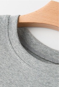 เสื้อกล้ามออกกำลังกายสำหรับผู้หญิง แบบเรียบง่าย สำหรับฟิตเนส เพาะกาย ปั่นจักรยาน เล่นโยคะ ผ้าโมดอลเนื้อนุ่ม แบบครอป - Product Image 3