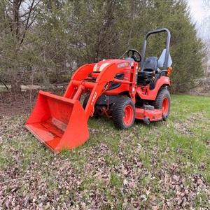 Compre un tractor Kubota BX2360 de alta calidad para uso agrícola y de construcción. En stock. Entrega rápida garantizada con grandes descuentos. - Product Image 6
