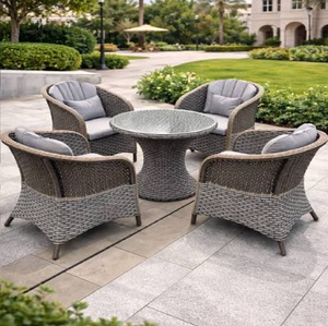 Ensemble de canapés d'extérieur en rotin naturel avec poufs assortis et une table basse en forme de sablier, disponible à prix de gros. - Product Image 4