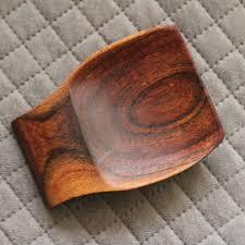 Support à cuillère en bois écoresponsable fait main pour comptoir de cuisine, repose-cuillère en bois naturel, compatible lave-vaisselle, organisateur d'ustensiles de cuisine - Product Image 6