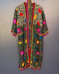 Al por mayor, Kimonos y Chaquetas de Lujo para Descanso, Hechos a Mano, de Algodón 100%, Suaves para Invierno, Estilo Boho con Bordado Floral, de la India - Product Image 2