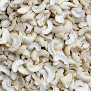 Factory Price Cashew <b>Kernel</b> SANTIGO Cashew <b>Nuts</b> Broken WS LP SP BB Low MOQ <b>Nuts</b> <b>Kernels</b> - Product Image 1