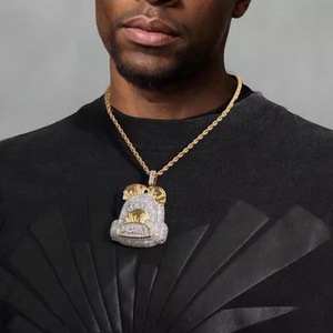 Pendentif Sac d'Argent Cartoon en Argent 925 Plaqué Or 18K Moissanite Certifié Sertissage Griffe Luxe Hip Hop Bijoux de Mode pour Fête - Product Image 3