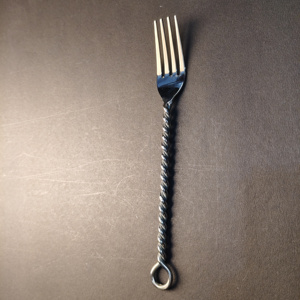 Juego de Cubiertos de Acero Inoxidable con Mango de Cuerda Trenzada Simple, Juego de 3 Piezas Duraderas con Acabado Pulido Espejo, Diseño con Extremo de Bucle - Product Image 5