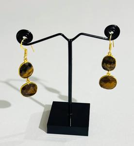 Boucles d'oreilles en pierre naturelle œil de tigre, plaquées or, style clou, bijoux de luxe indiens pour femmes, mariage et fête - Product Image 1
