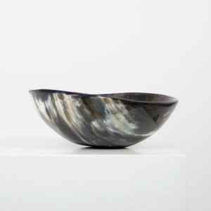 Bol en corne de design haut de gamme, accessoire de service pour table à manger, cuisine, décoration intérieure, finition artisanale de luxe - Product Image 5