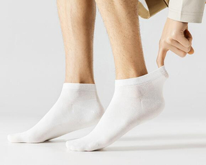 Chaussettes basses bicolores à bord contrastant pour hommes, doublures en polaire multicolores, extra durables, respirantes, en spandex - Product Image 4