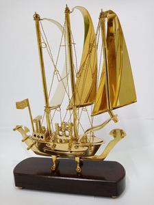 Maqueta de Barco Antigua Redonda de Latón Pulido Vintage Lord LV9896 - Product Image 2