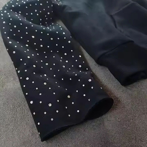 ชุดวอร์มผู้ชายประดับเพชรเทียม แฟชั่นใหม่ ราคาถูกจากโรงงาน คุณภาพเยี่ยม รับสั่งทำโลโก้/สี ตามเทรนด์ยอดนิยม - Product Image 3