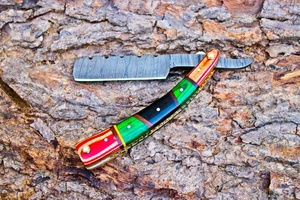 Couteau pliant artisanal en acier Damas, manche en bois coloré et Micarta, étui en cuir, couteaux utilitaires de chasse A&M Enterprises - Product Image 2