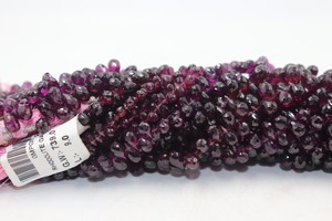 AAA Grade Rhodolite <b>Garnet</b> Drop Shape Beads 4-6MM 8 Inch Strands Natural Gemstone For Jewelry Making At Wholesale Price - Product Image 3