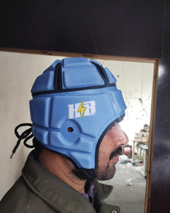 บริการพิมพ์โลโก้ตามสั่ง OEM หมวกกันกระแทกแบบนิ่มสำหรับอเมริกันฟุตบอลและรักบี้  สำหรับฝึกซ้อม 7v7 พร้อมสีที่กำหนดเองได้ - Product Image 2